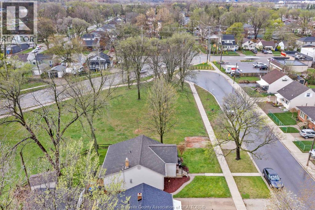 3647 Matchett, Windsor, Ontario, N9C2A1 — Photo 31