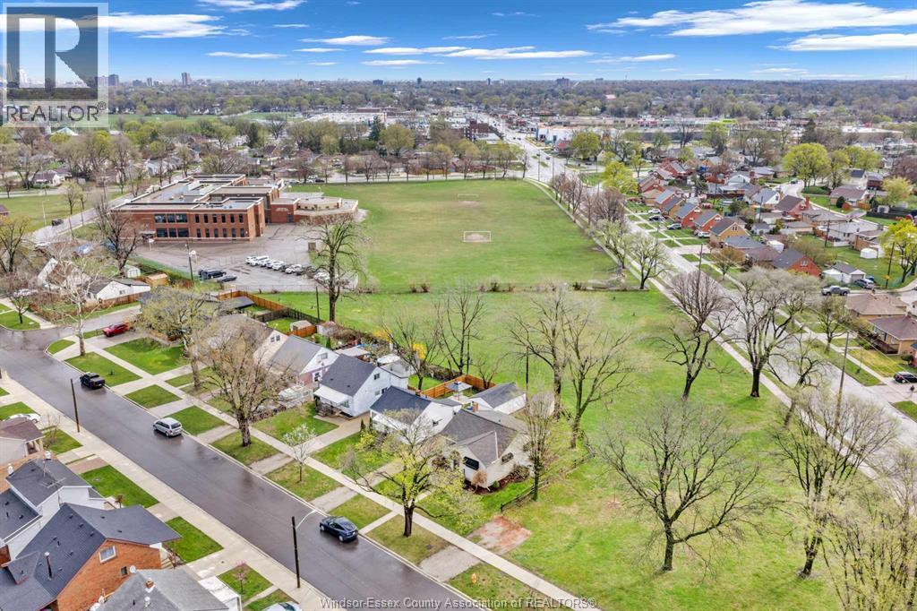 3647 Matchett, Windsor, Ontario, N9C2A1 — Photo 32