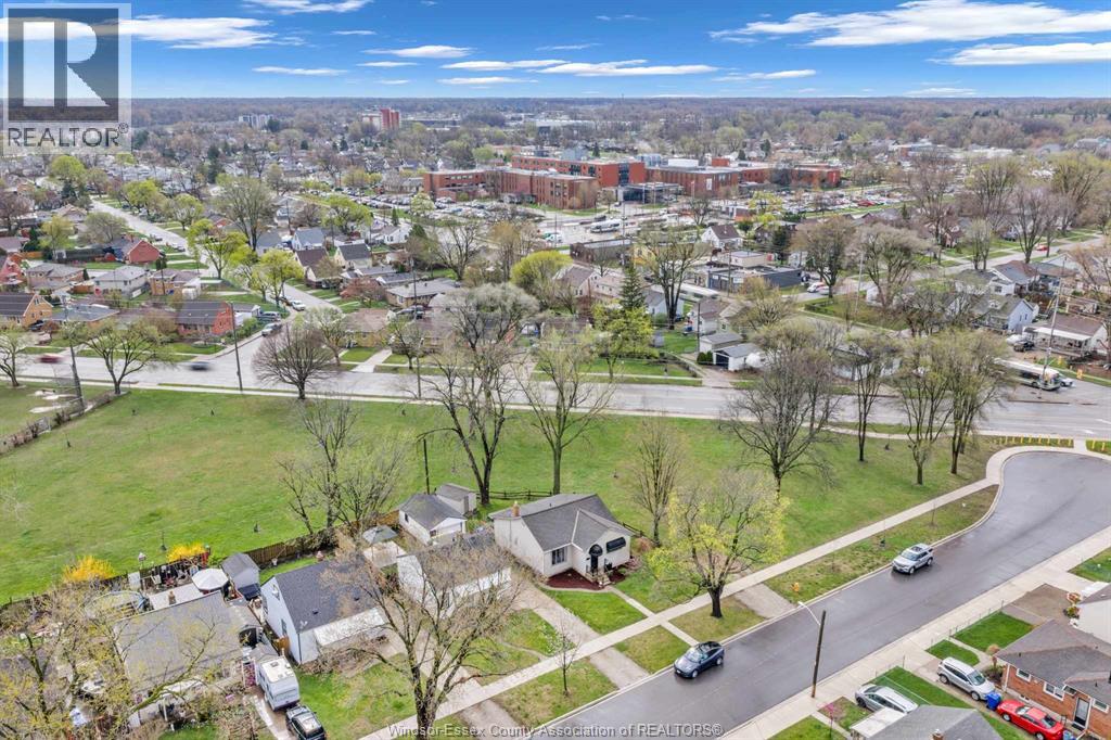 3647 Matchett, Windsor, Ontario, N9C2A1 — Photo 35