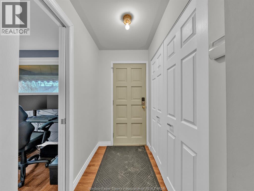 3647 Matchett, Windsor, Ontario, N9C2A1 — Photo 5