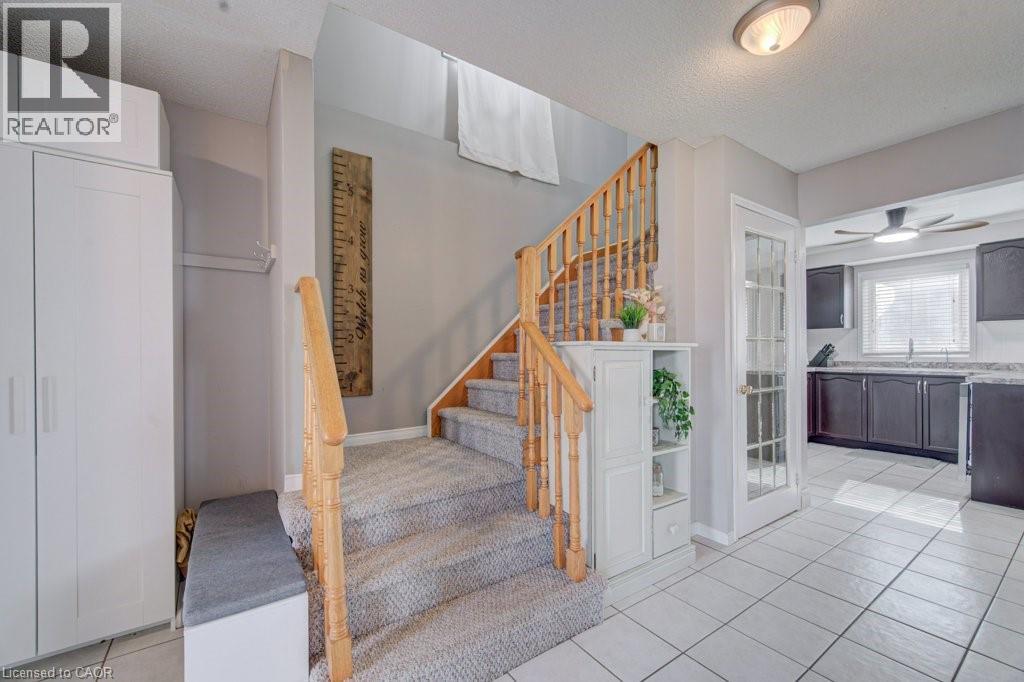 334 CHRISTOPHER Drive, Cambridge, Ontario, N1P1B9 — Photo 11