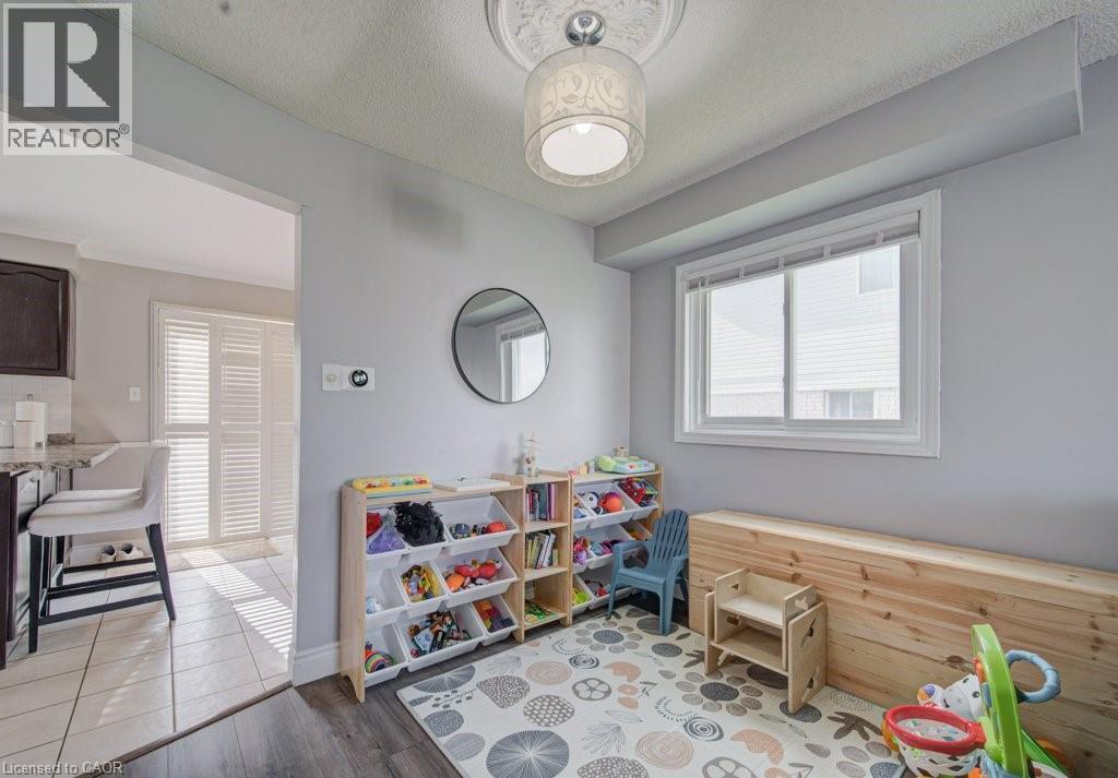 334 CHRISTOPHER Drive, Cambridge, Ontario, N1P1B9 — Photo 14