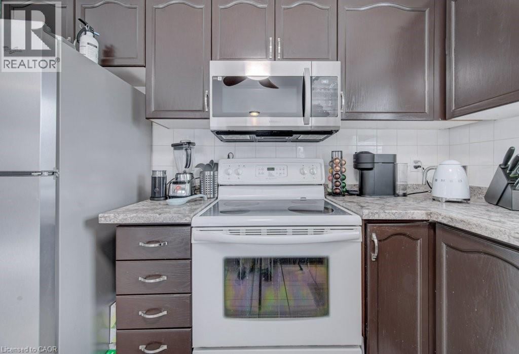 334 CHRISTOPHER Drive, Cambridge, Ontario, N1P1B9 — Photo 21