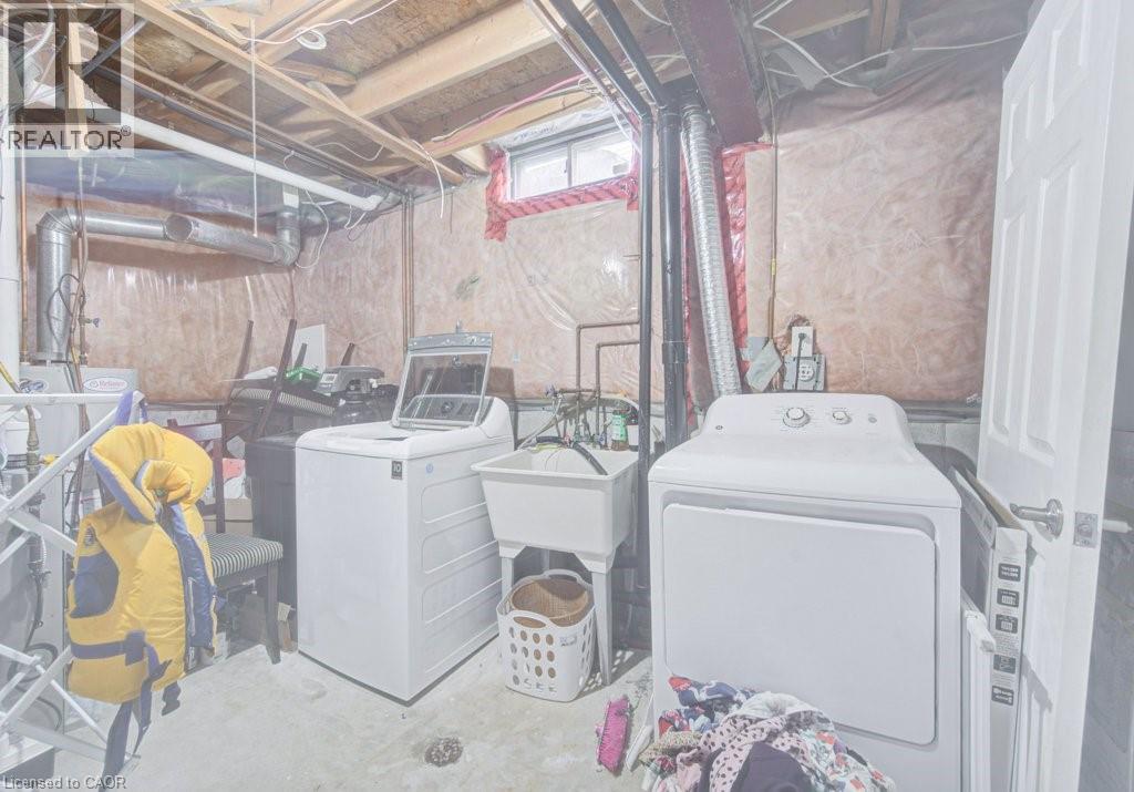 334 CHRISTOPHER Drive, Cambridge, Ontario, N1P1B9 — Photo 38