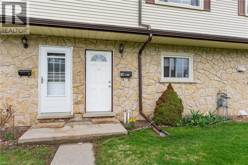 144 JANSEN Avenue Unit# 10, Kitchener, Ontario, N2A2L7 — Photo 3