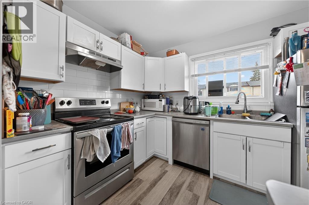 144 JANSEN Avenue Unit# 10, Kitchener, Ontario, N2A2L7 — Photo 7