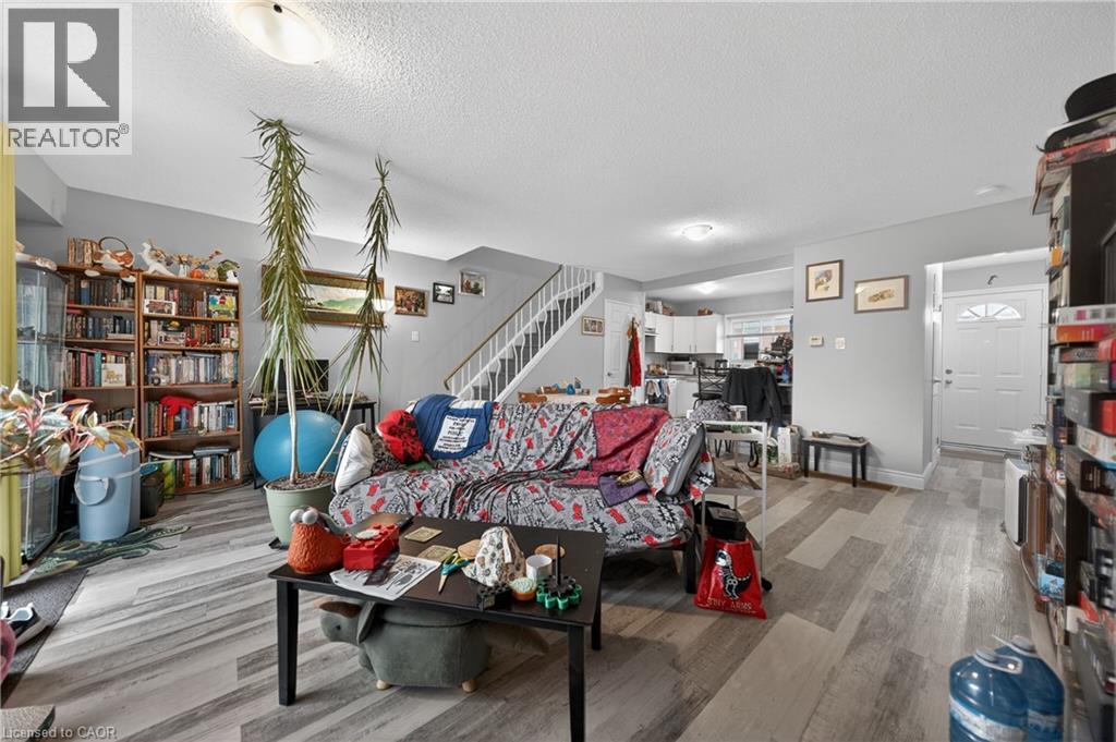 144 JANSEN Avenue Unit# 10, Kitchener, Ontario, N2A2L7 — Photo 9