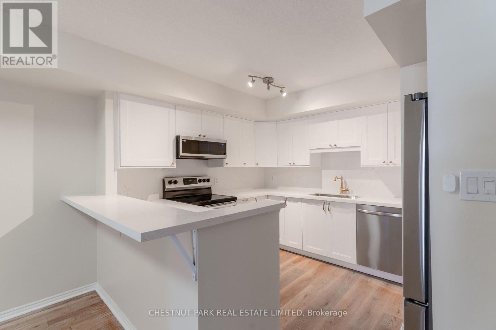 2107 - 25 THE ESPLANADE, Toronto (Waterfront Communities), Ontario, M5E1W5 — Photo 18