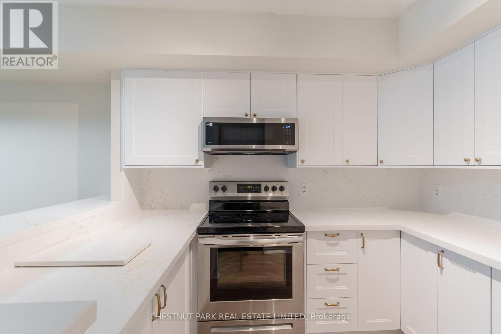 2107 - 25 THE ESPLANADE, Toronto (Waterfront Communities), Ontario, M5E1W5 — Photo 9