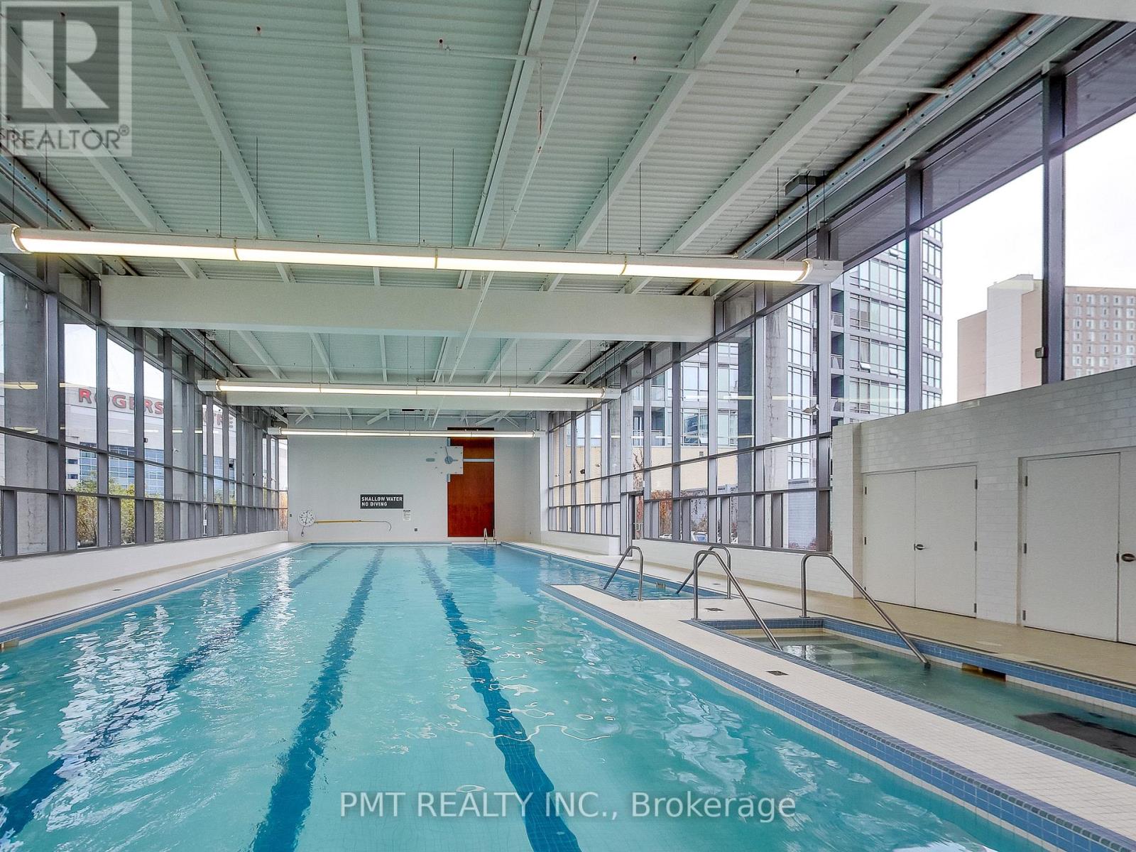 311 - 35 MARINER TERRACE, Toronto (Waterfront Communities), Ontario, M5V3V9 — Photo 3