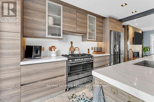 10 OAKDENE CRESCENT, Toronto (Danforth), Ontario, M4J4H9 — Photo 11