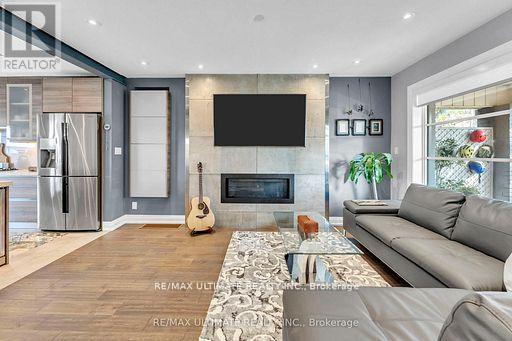 10 OAKDENE CRESCENT, Toronto (Danforth), Ontario, M4J4H9 — Photo 7