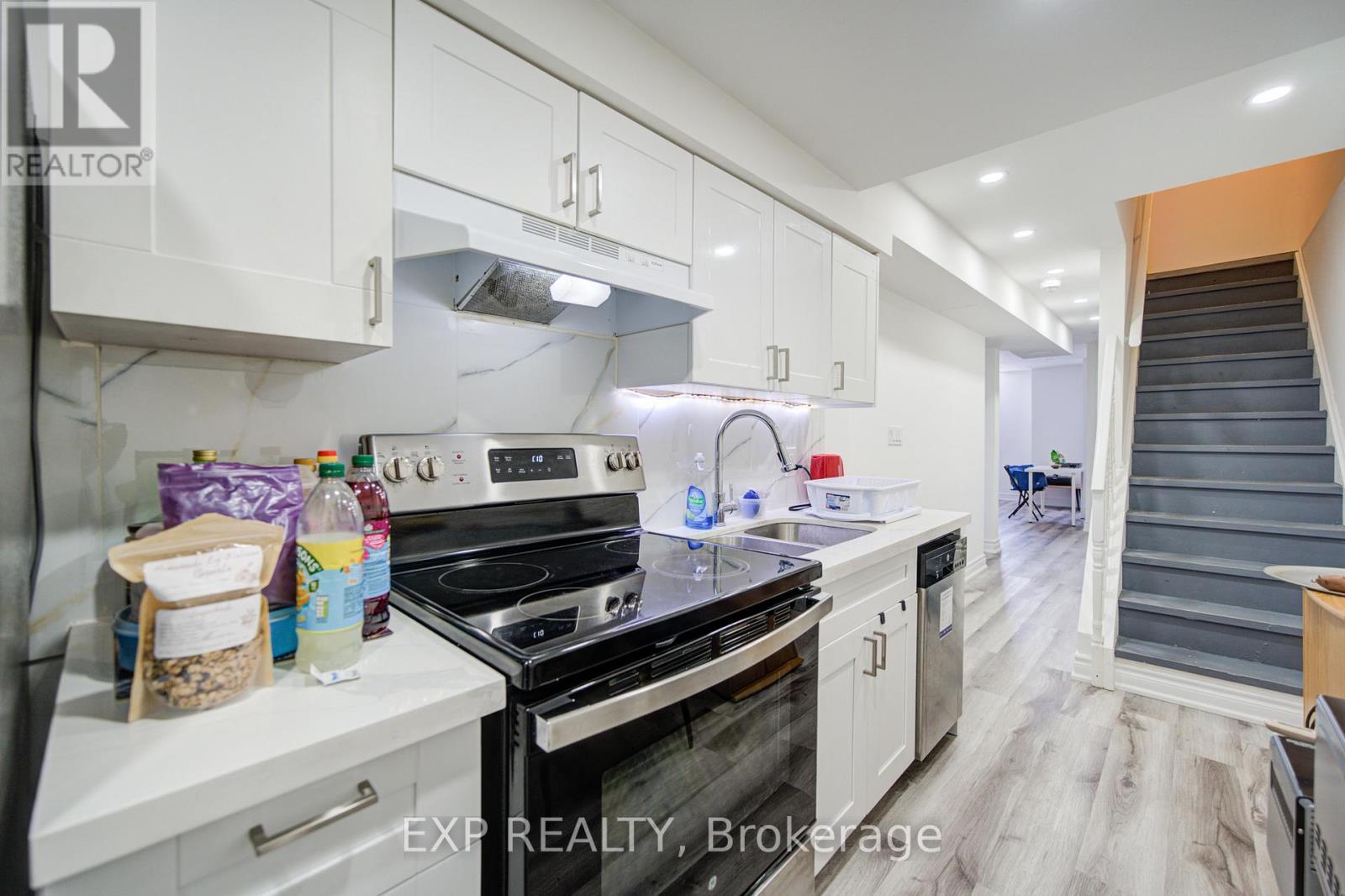 10616 BATHURST STREET, Vaughan (Patterson), Ontario, L6A4Y4 — Photo 20