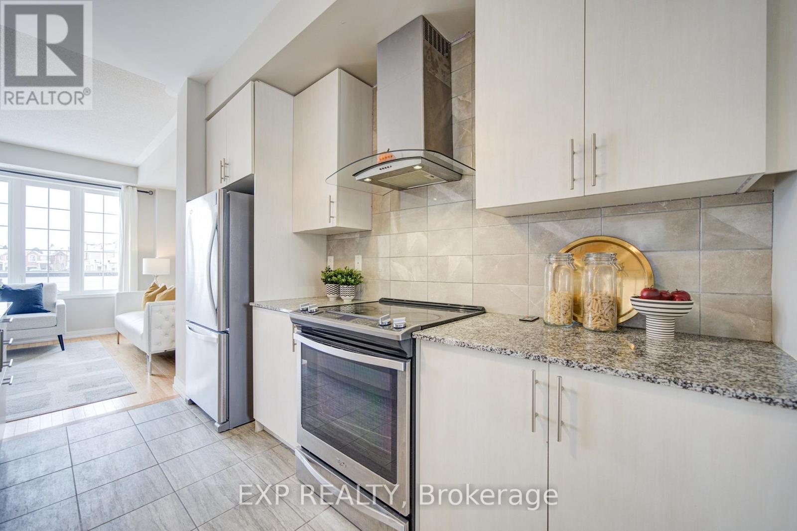 10616 BATHURST STREET, Vaughan (Patterson), Ontario, L6A4Y4 — Photo 6