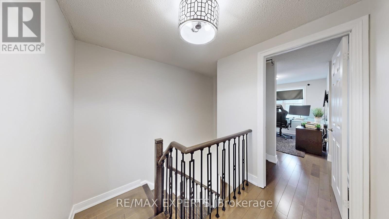 562 TARA HILL CIRCLE, Aurora (Aurora Village), Ontario, L4G6G9 — Photo 16