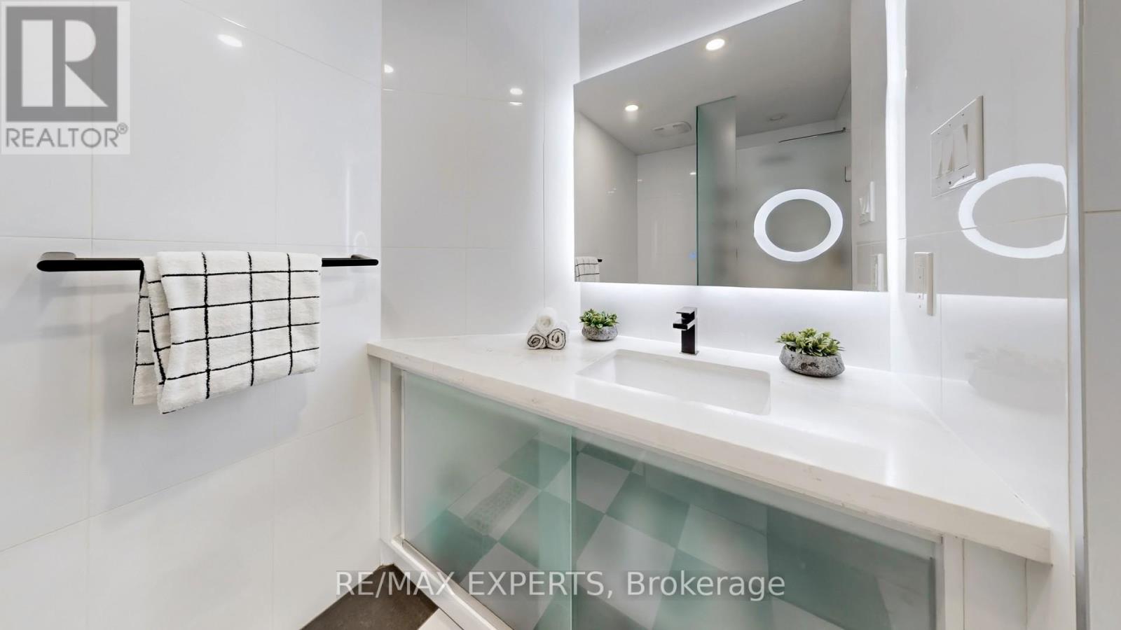 562 TARA HILL CIRCLE, Aurora (Aurora Village), Ontario, L4G6G9 — Photo 20