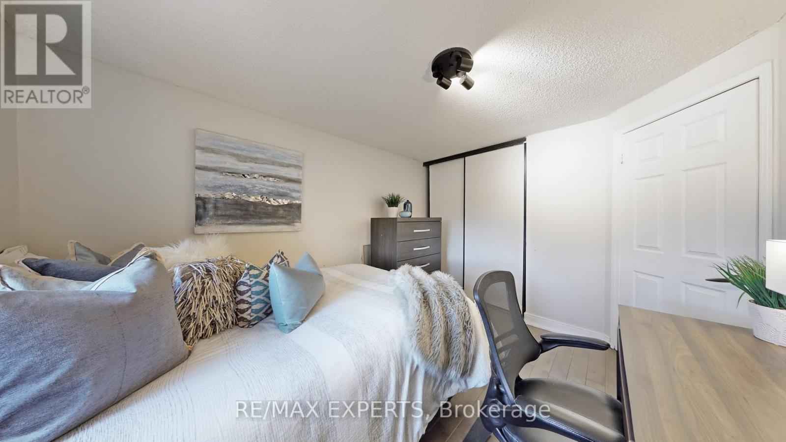 562 TARA HILL CIRCLE, Aurora (Aurora Village), Ontario, L4G6G9 — Photo 24