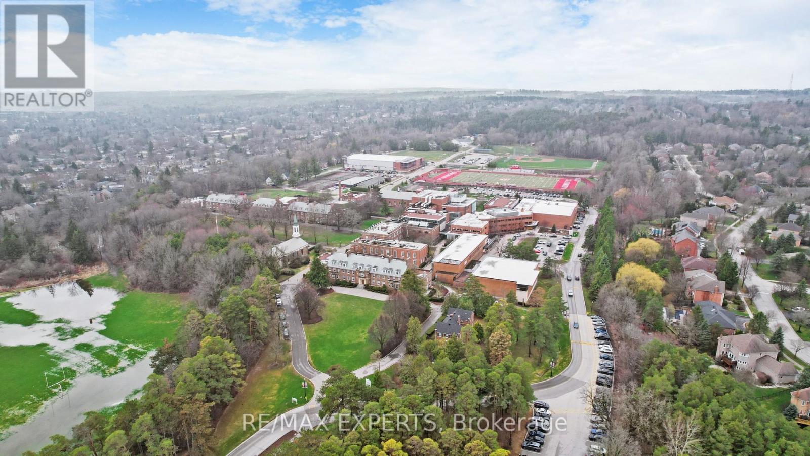 562 TARA HILL CIRCLE, Aurora (Aurora Village), Ontario, L4G6G9 — Photo 41