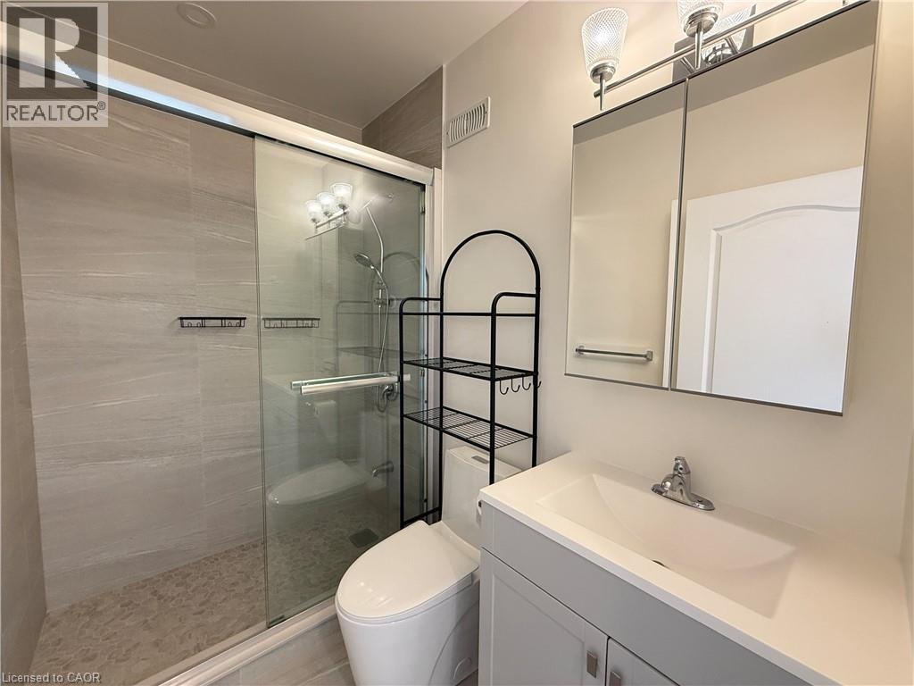 53 MARGARET Avenue Unit# Unit A, Kitchener, Ontario, N2H4H3 — Photo 32