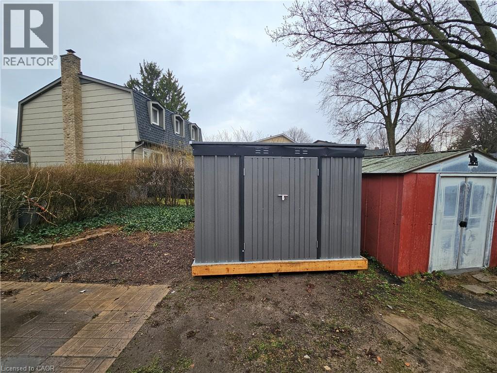 102 CALMCREST Drive Unit# 3, Kitchener, Ontario, N2E1V3 — Photo 9