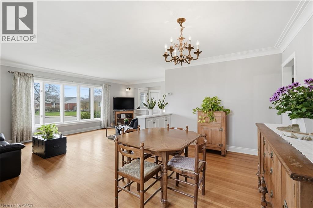 62 GRENADIER Drive, Hamilton, Ontario, L8T4E3 — Photo 6