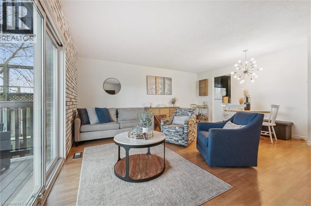 423 CADBURY Court Unit# A, Waterloo, Ontario, N2K3G7 — Photo 11