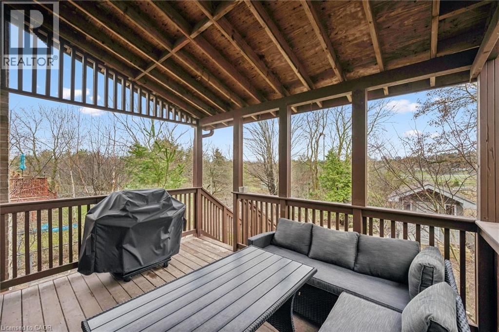 423 CADBURY Court Unit# A, Waterloo, Ontario, N2K3G7 — Photo 41