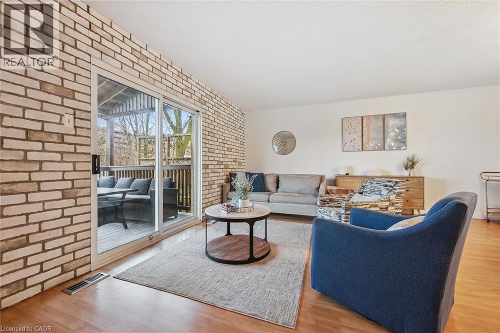 423 CADBURY Court Unit# A, Waterloo, Ontario, N2K3G7 — Photo 9