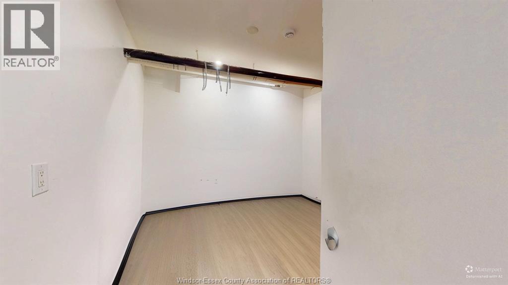 5534 WYANDOTTE STREET East, Windsor, Ontario, N8S1M1 — Photo 17