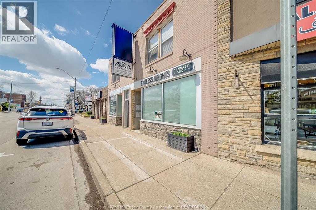 5534 WYANDOTTE STREET East, Windsor, Ontario, N8S1M1 — Photo 2