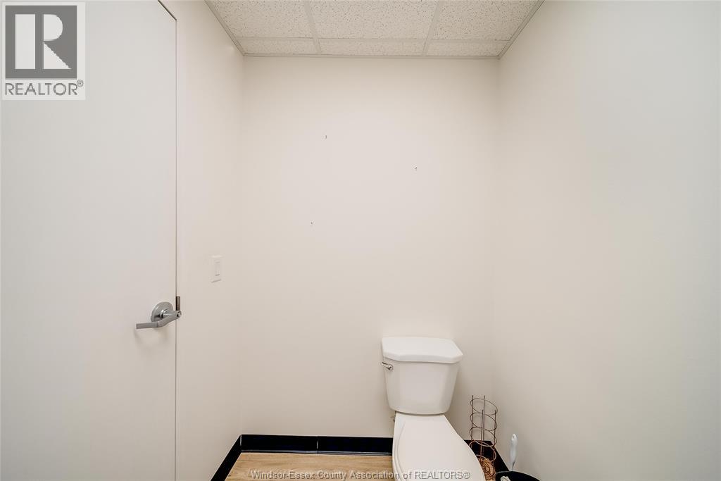 5534 WYANDOTTE STREET East, Windsor, Ontario, N8S1M1 — Photo 20