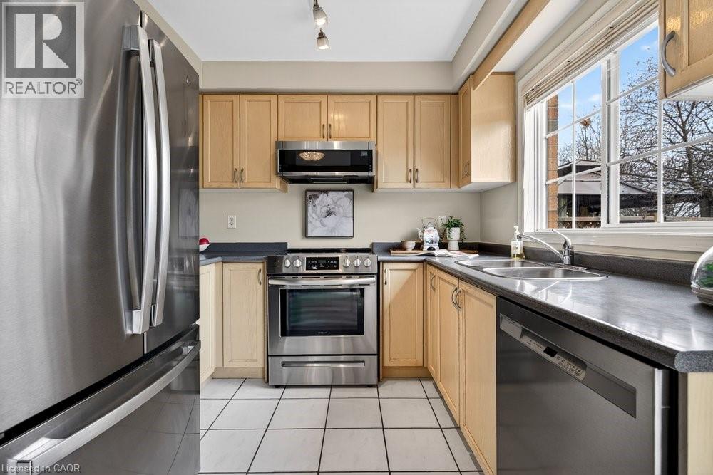 5172 THORNBURN Drive, Burlington, Ontario, L7L6K9 — Photo 13