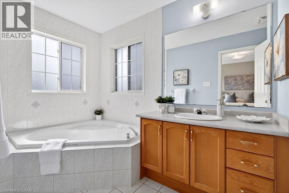 5172 THORNBURN Drive, Burlington, Ontario, L7L6K9 — Photo 19