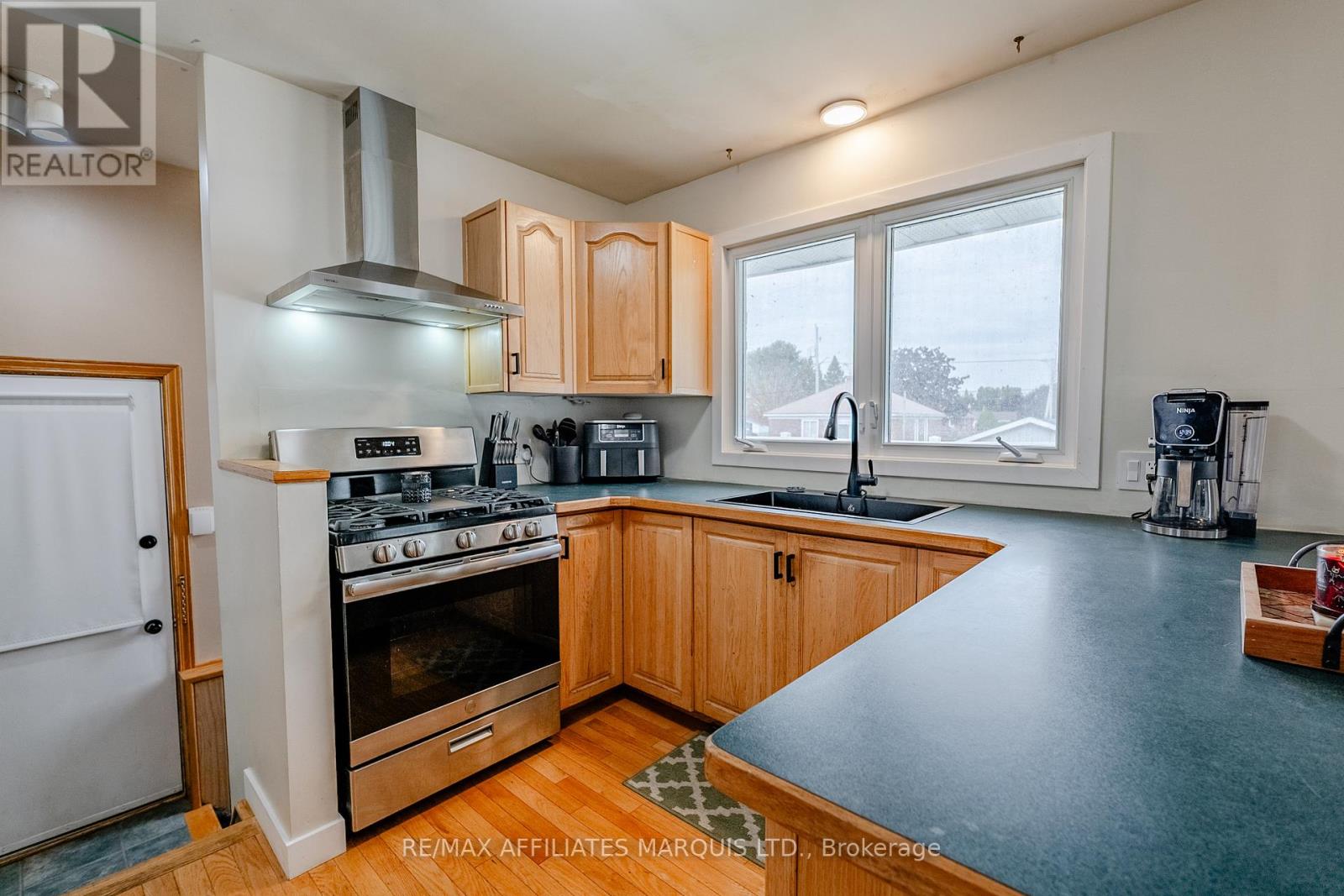 900 OSBORNE AVENUE, Cornwall, Ontario, K6J1K6 — Photo 15