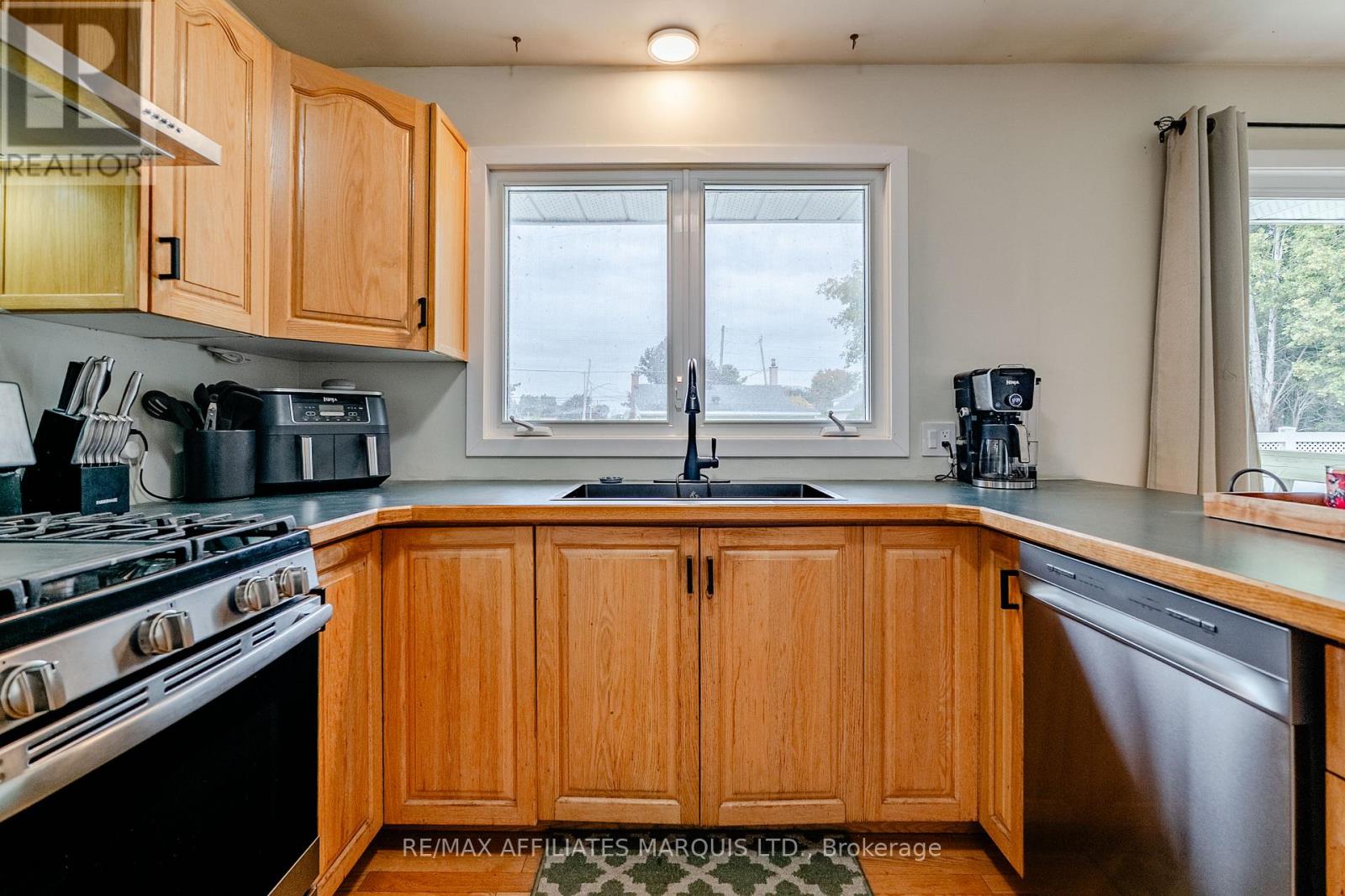 900 OSBORNE AVENUE, Cornwall, Ontario, K6J1K6 — Photo 16