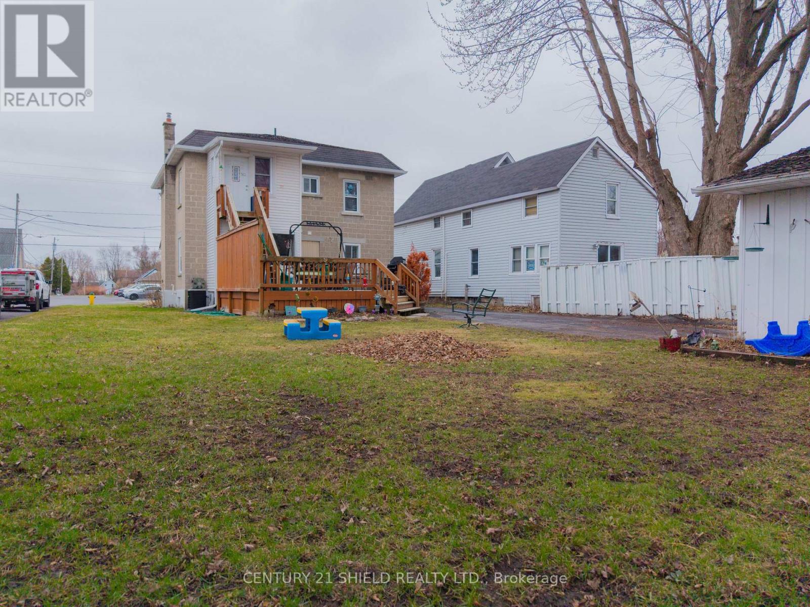 25 SEVENTH STREET W, Cornwall, Ontario, K6J2X8 — Photo 5