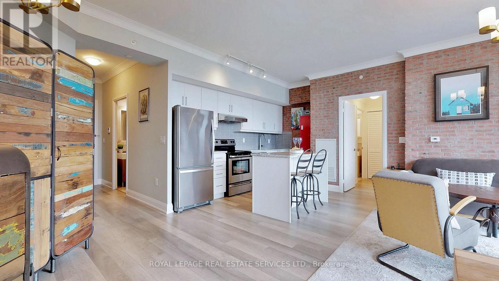 813 - 160 VANDERHOOF AVENUE, Toronto (Thorncliffe Park), Ontario, M4G0B7 — Photo 3