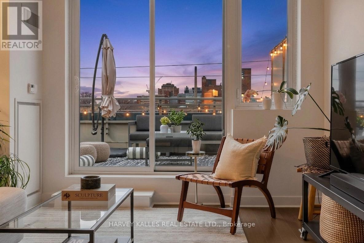 301 - 156 PORTLAND STREET, Toronto (Waterfront Communities), Ontario, M5V0G1 — Photo 6