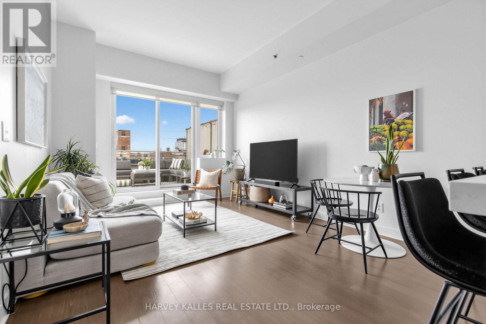 301 - 156 PORTLAND STREET, Toronto (Waterfront Communities), Ontario, M5V0G1 — Photo 8