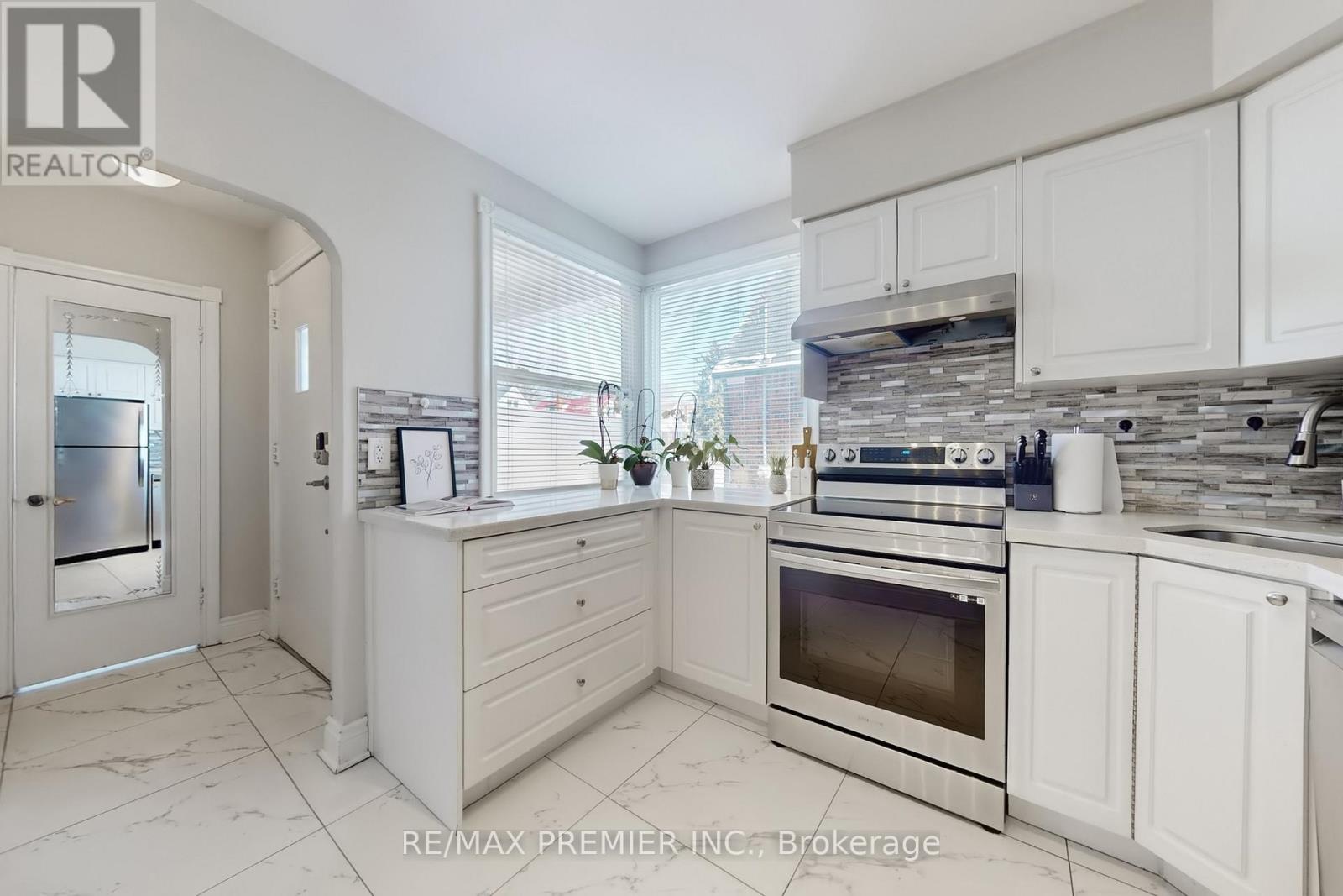 47 AMSTERDAM AVENUE, Toronto (O'Connor-Parkview), Ontario, M4B2B9 — Photo 11