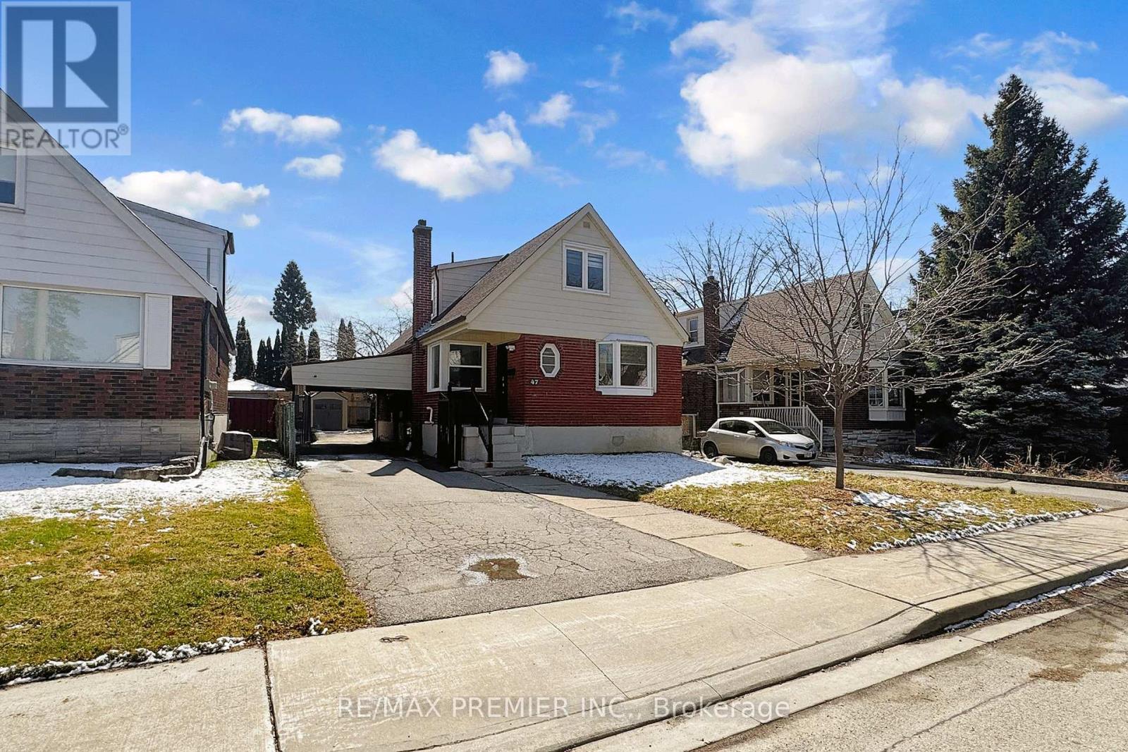 47 AMSTERDAM AVENUE, Toronto (O'Connor-Parkview), Ontario, M4B2B9 — Photo 2