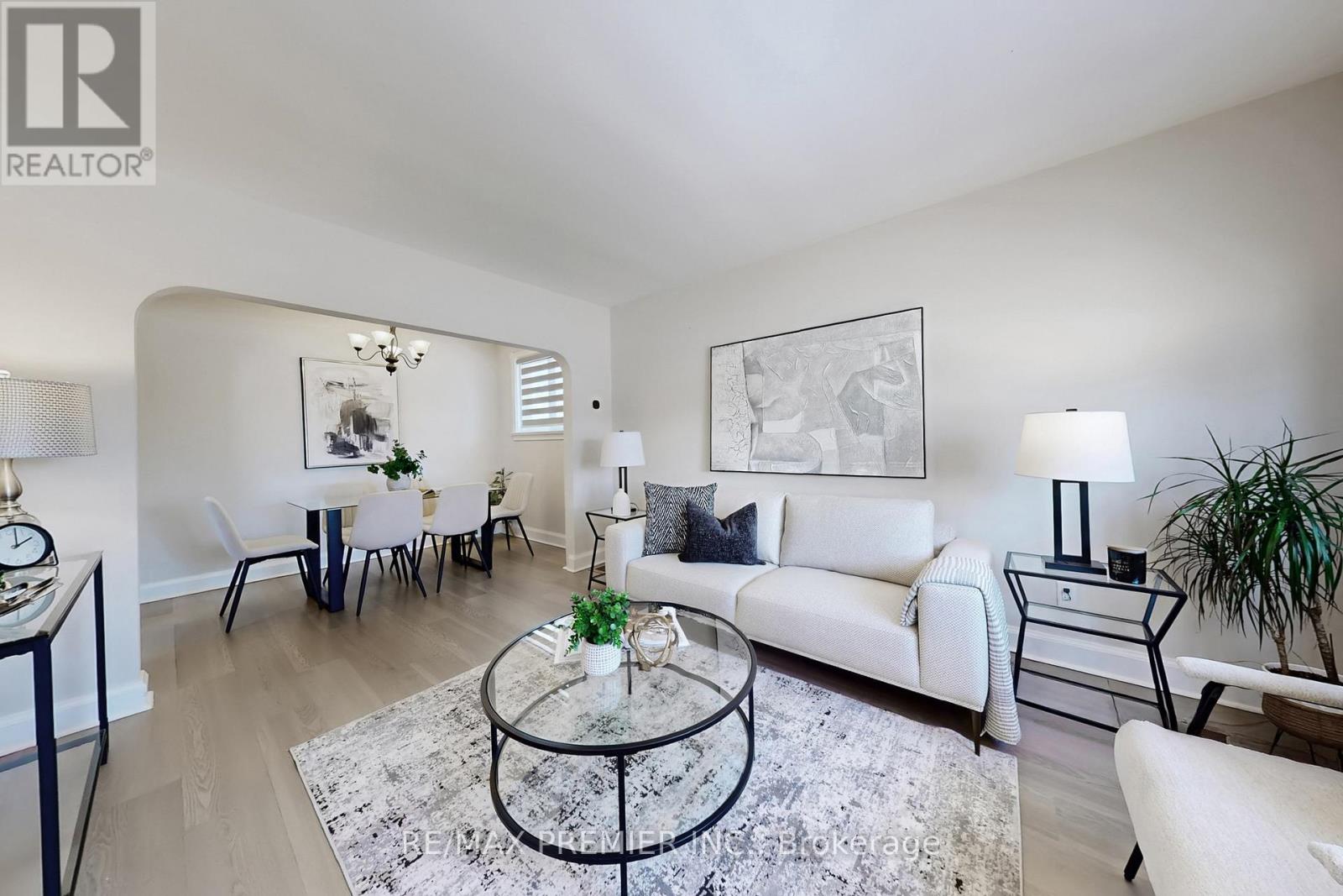 47 AMSTERDAM AVENUE, Toronto (O'Connor-Parkview), Ontario, M4B2B9 — Photo 6