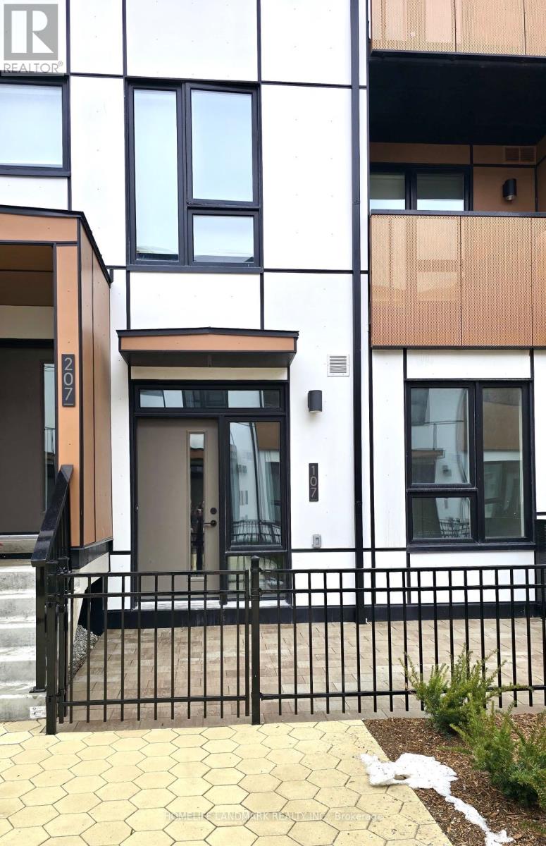 107 - 30 ALL NATIONS DRIVE, Brampton (Northwest Brampton), Ontario, L7A5M5 — Photo 2