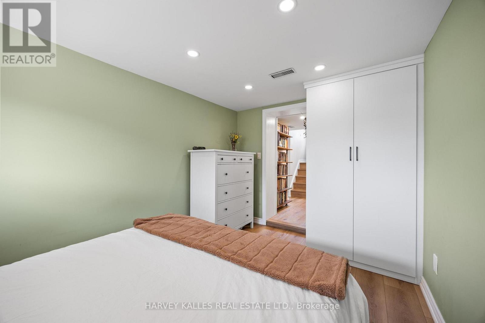 231 BICKNELL AVENUE, Toronto (Keelesdale-Eglinton West), Ontario, M6M4H2 — Photo 15