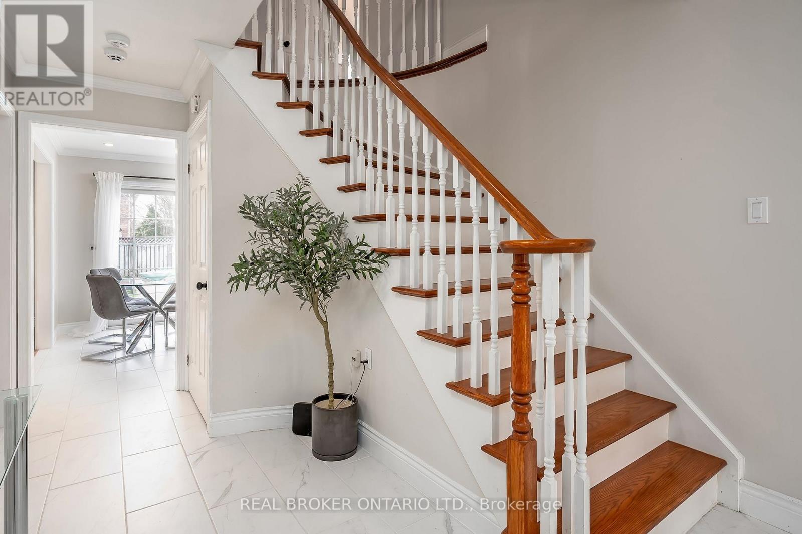 2152 HEIDI AVENUE, Burlington (Headon), Ontario, L7M3X2 — Photo 6