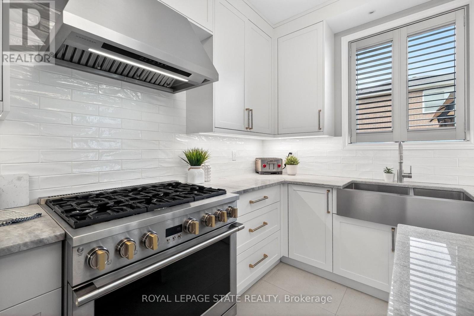 2261 GROUSE LANE, Oakville (WT West Oak Trails), Ontario, L6M3Z8 — Photo 19