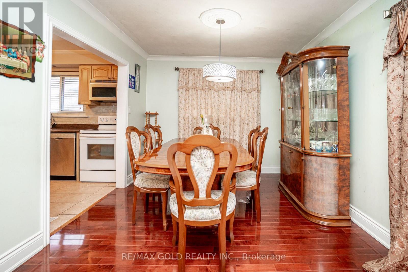 37 CARLYLE CRESCENT, Brampton (Brampton East), Ontario, L6W2Y9 — Photo 12