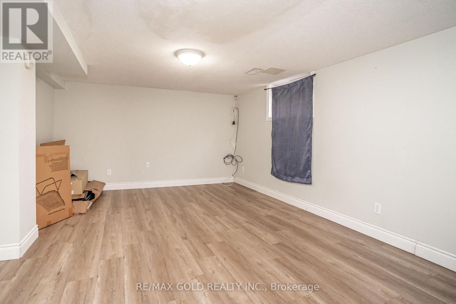 37 CARLYLE CRESCENT, Brampton (Brampton East), Ontario, L6W2Y9 — Photo 26