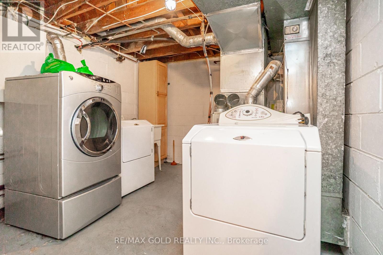 37 CARLYLE CRESCENT, Brampton (Brampton East), Ontario, L6W2Y9 — Photo 32