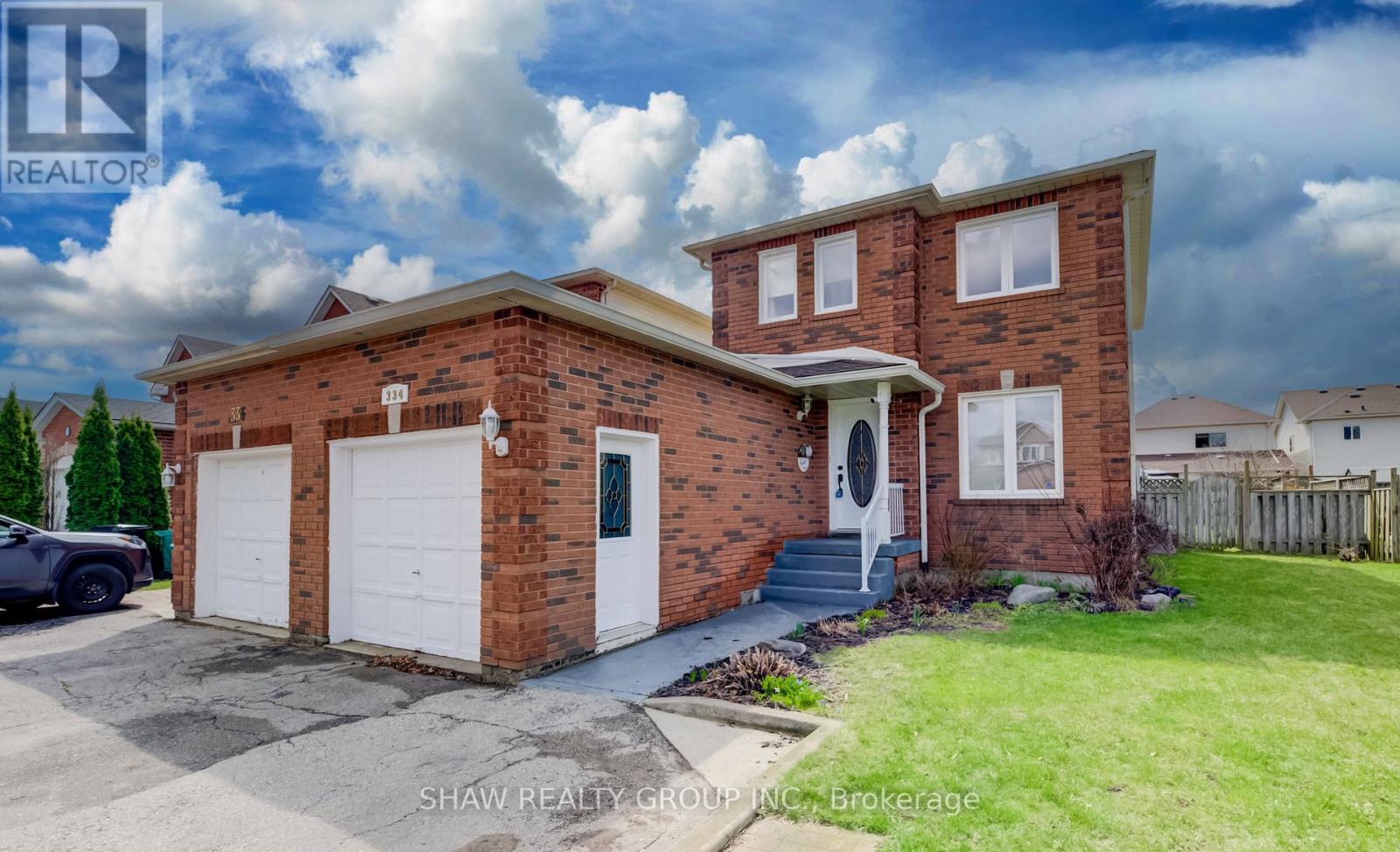 334 CHRISTOPHER DRIVE, Cambridge, Ontario, N1P1B9 — Photo 2